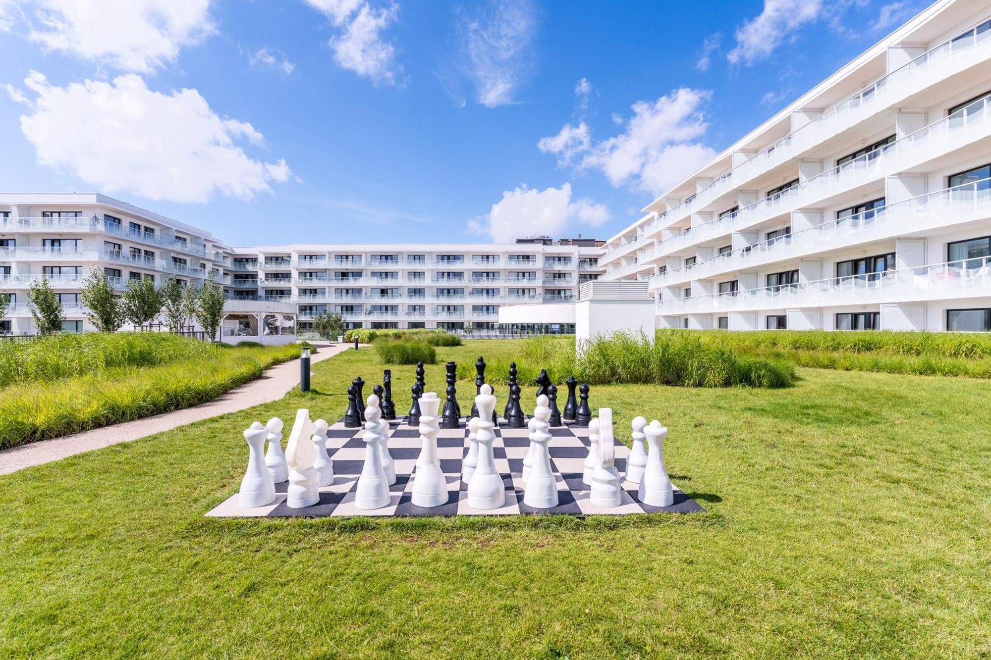 Apartamenty Lighthouse - Polanki Aqua - Blue Kołobrzeg Exteriör bild