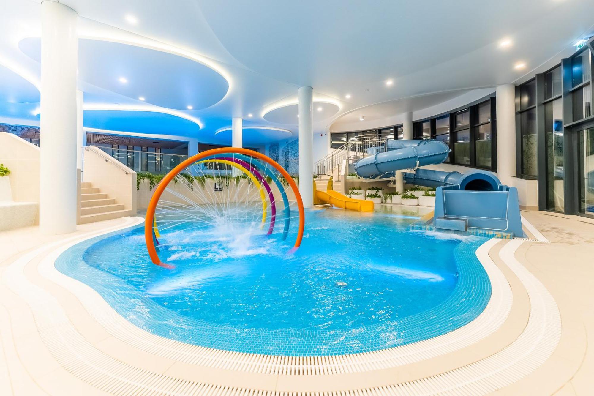Apartamenty Lighthouse - Polanki Aqua - Blue Kołobrzeg Exteriör bild