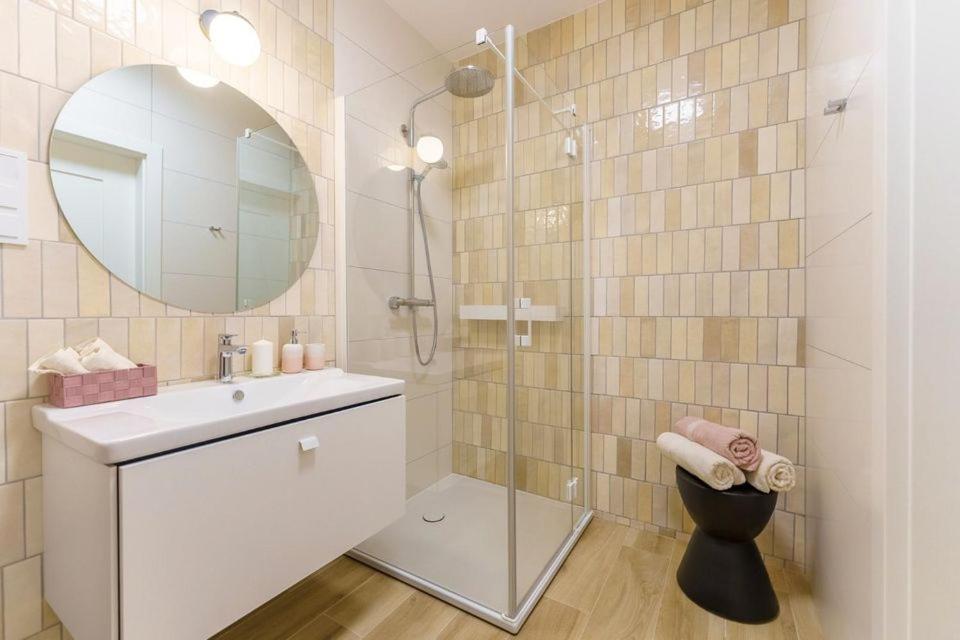 Apartamenty Lighthouse - Polanki Aqua - Blue Kołobrzeg Exteriör bild
