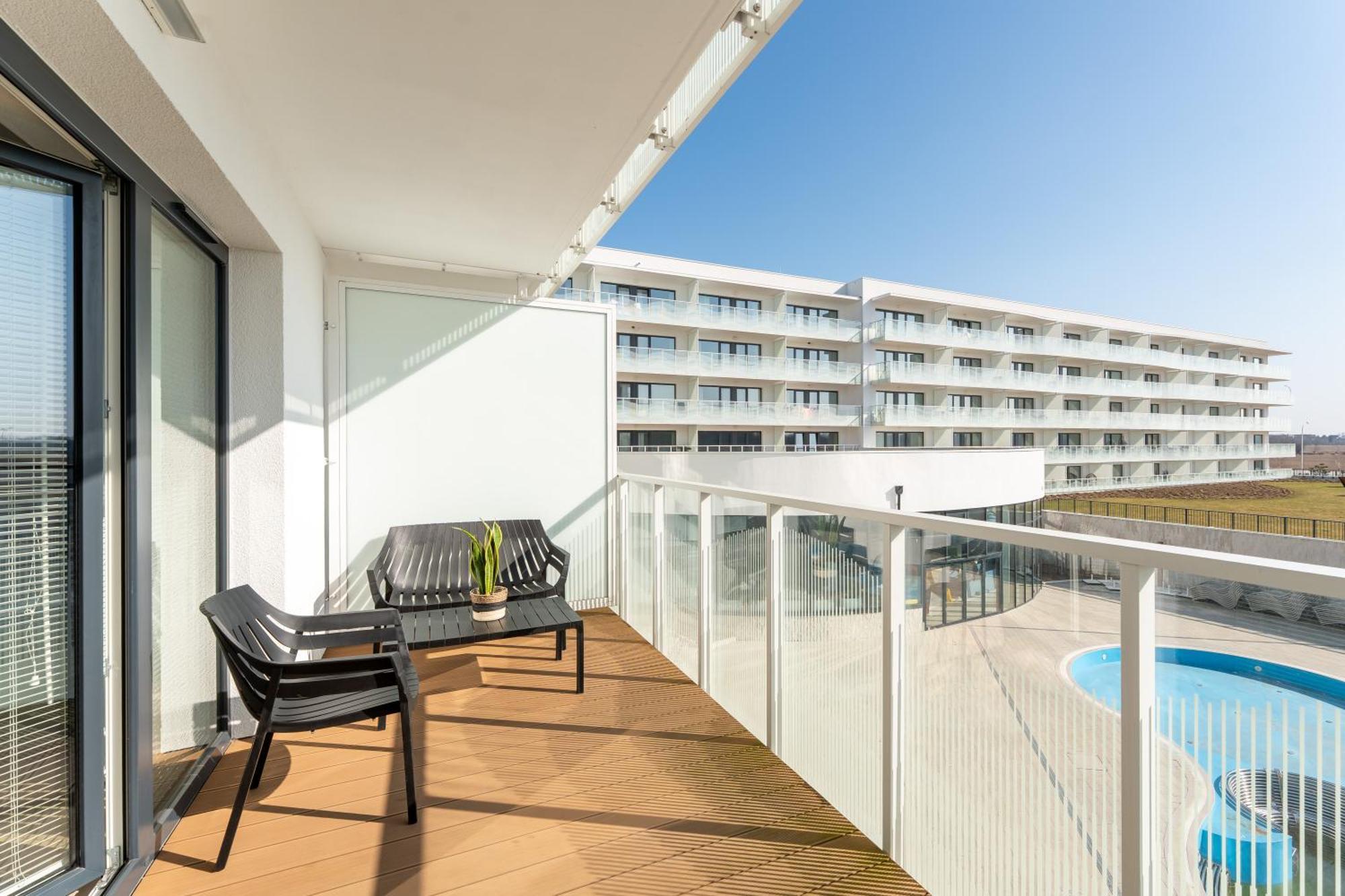 Apartamenty Lighthouse - Polanki Aqua - Blue Kołobrzeg Exteriör bild